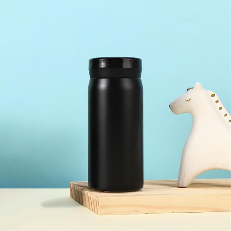 200ML Chytrá termoska na vodu Inteligentní displej teploty Nerezové vakuové lahve Termosky s filtrem Šálek na čaj