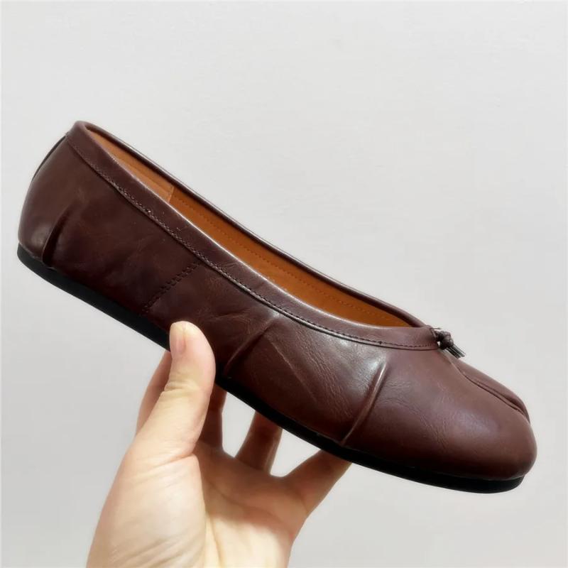2025 New Pleated Women Ballet Flats Tabi Shoes Casual Slip-on Loafers Ladies Split Toe Leather Espadrilles Zapatillas Mujer