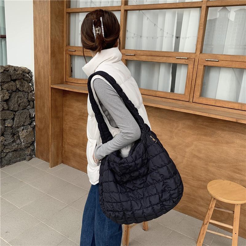 New Korean Version Niche Versatile Cloud Pleated Underarm Bag Casual Dumpling Bag Single Shoulder Crossbody Bag Women's Tote