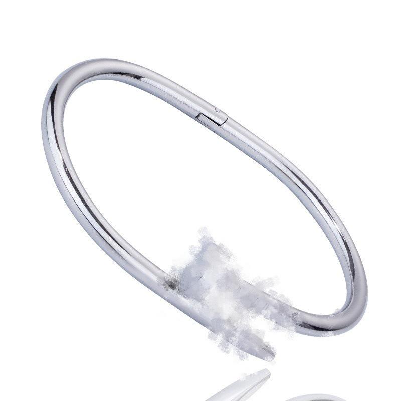 

Элегантный браслет-гвоздь из титановой стали: Универсальный, Не выцветающий, с бриллиантовыми акцентами