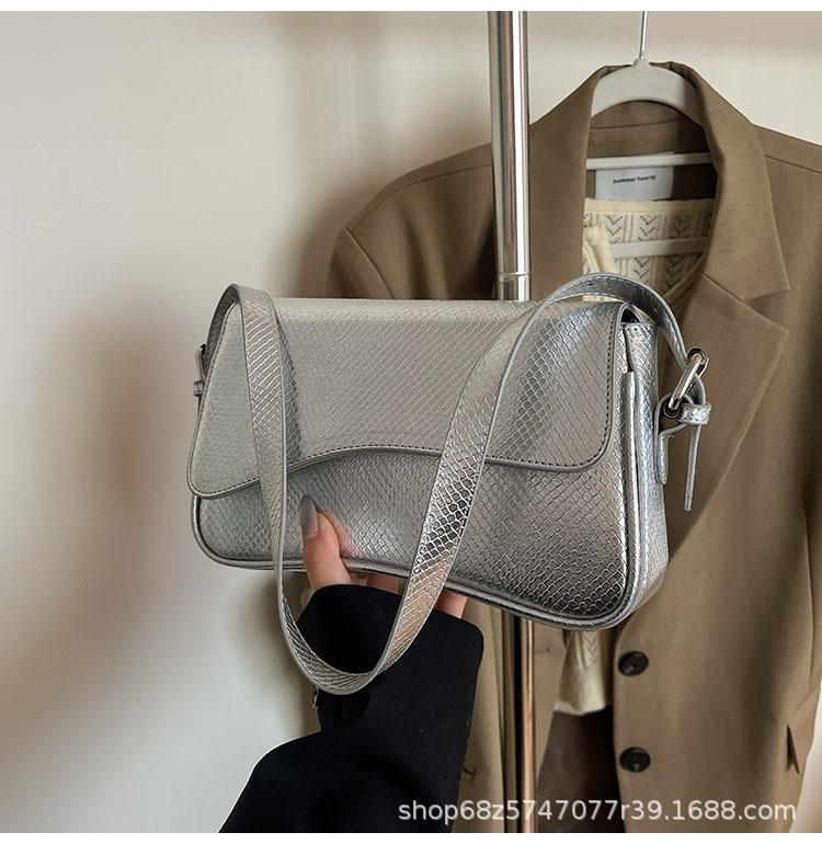 Premium snake pattern underarm small bag women's 2025 new fashion light luxury shoulder bag French niche commuter women's bag