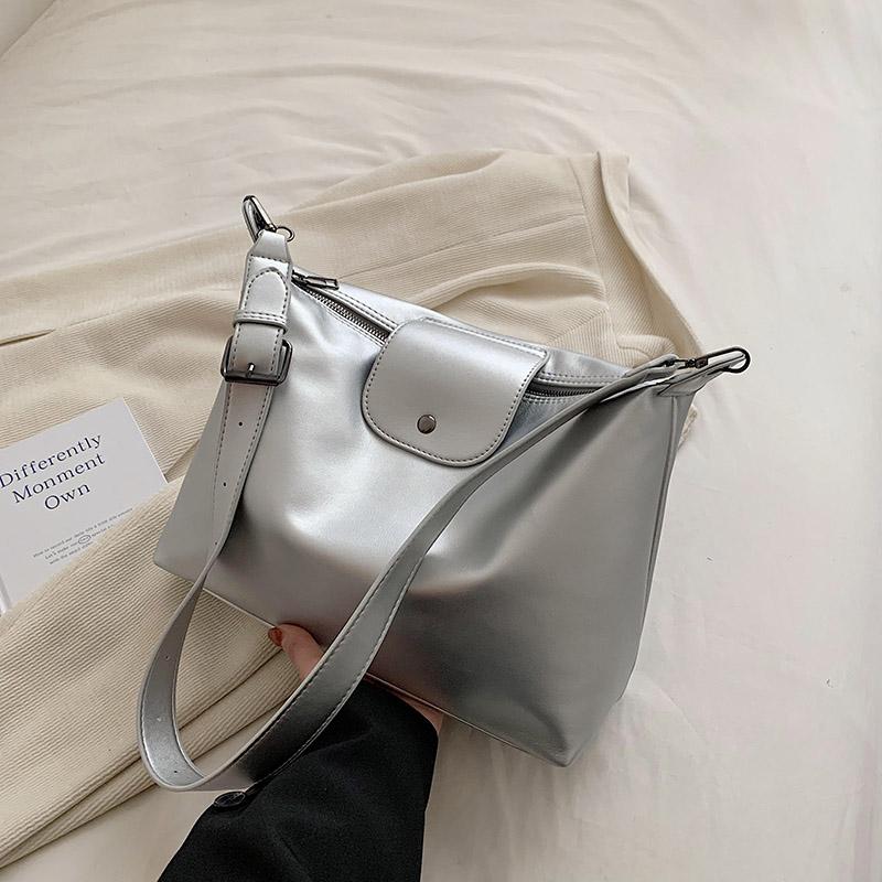 Summer Popular Pu Leather Women Pack  New Solid Color Casual Large Capacity Female Crossbody Bags Simple Underarm Bags