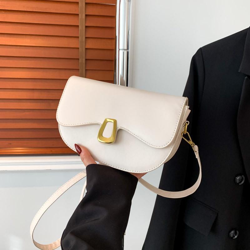 Stylish Winter Women's Saddle Bag Fashionable Crossbody Purse In Black Beige Pink Khaki