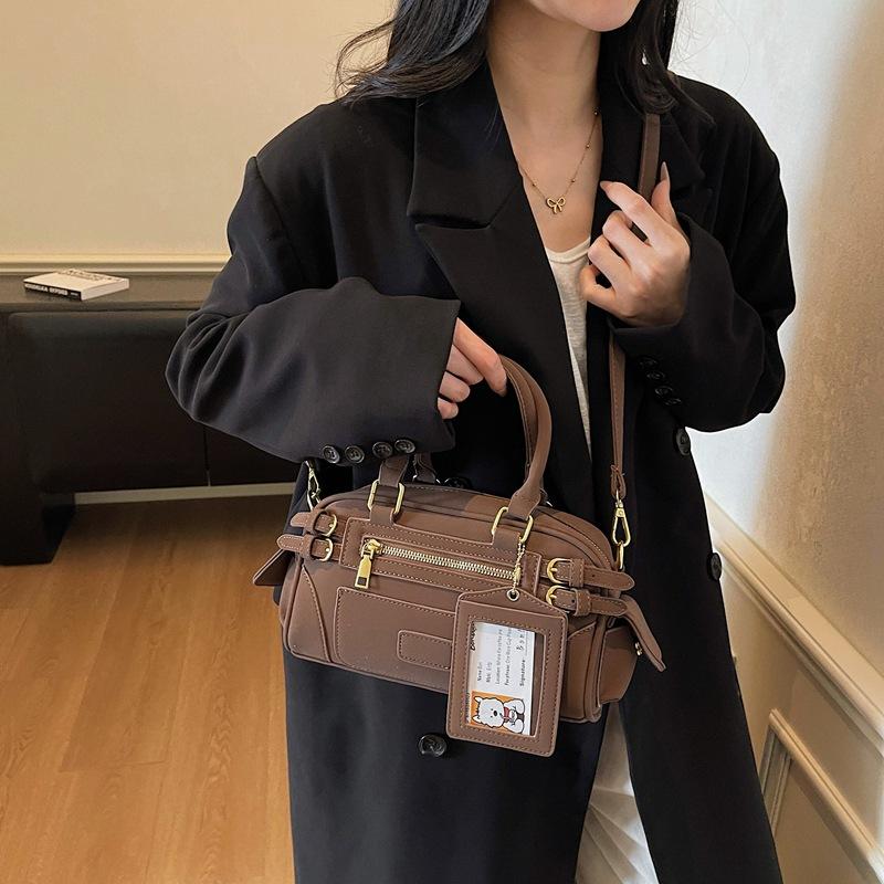 Premium Textured Bag Women's 2025 New Retro Versatile Shoulder Bag Commuter Messenger Bag Boston Handbag