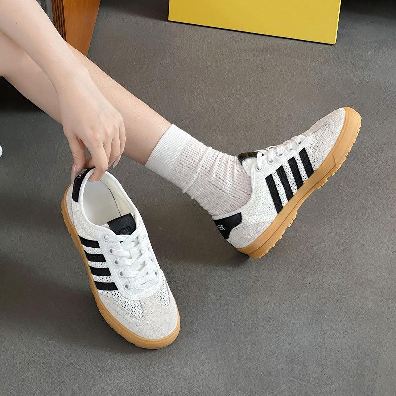 Retro leather German training shoes women's spring and summer new versatile sports and leisure shoes Clover Forrest Gump shoes