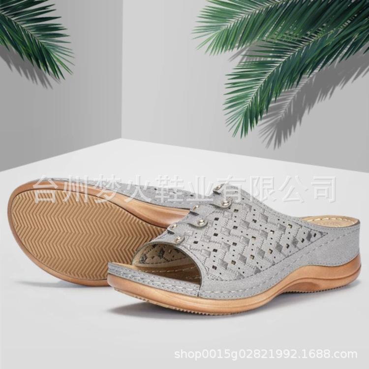 Casual sandals women's solid color platform carved women's slippers sandals