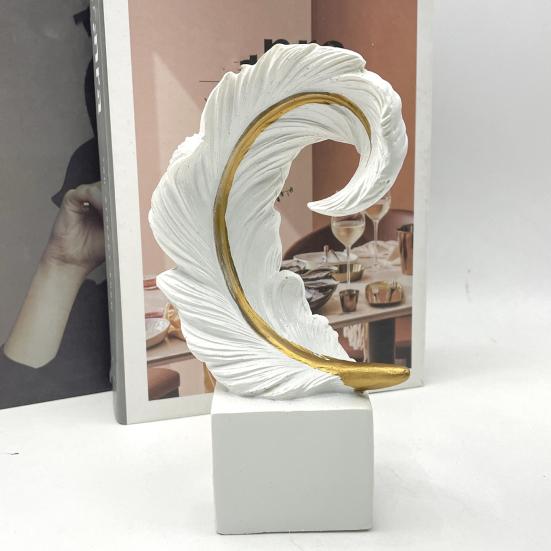 Artistic Feather Statue Modern Green White Feather Shape Resin Figurine Sculpture Home Office Desktop Decoration Ornament