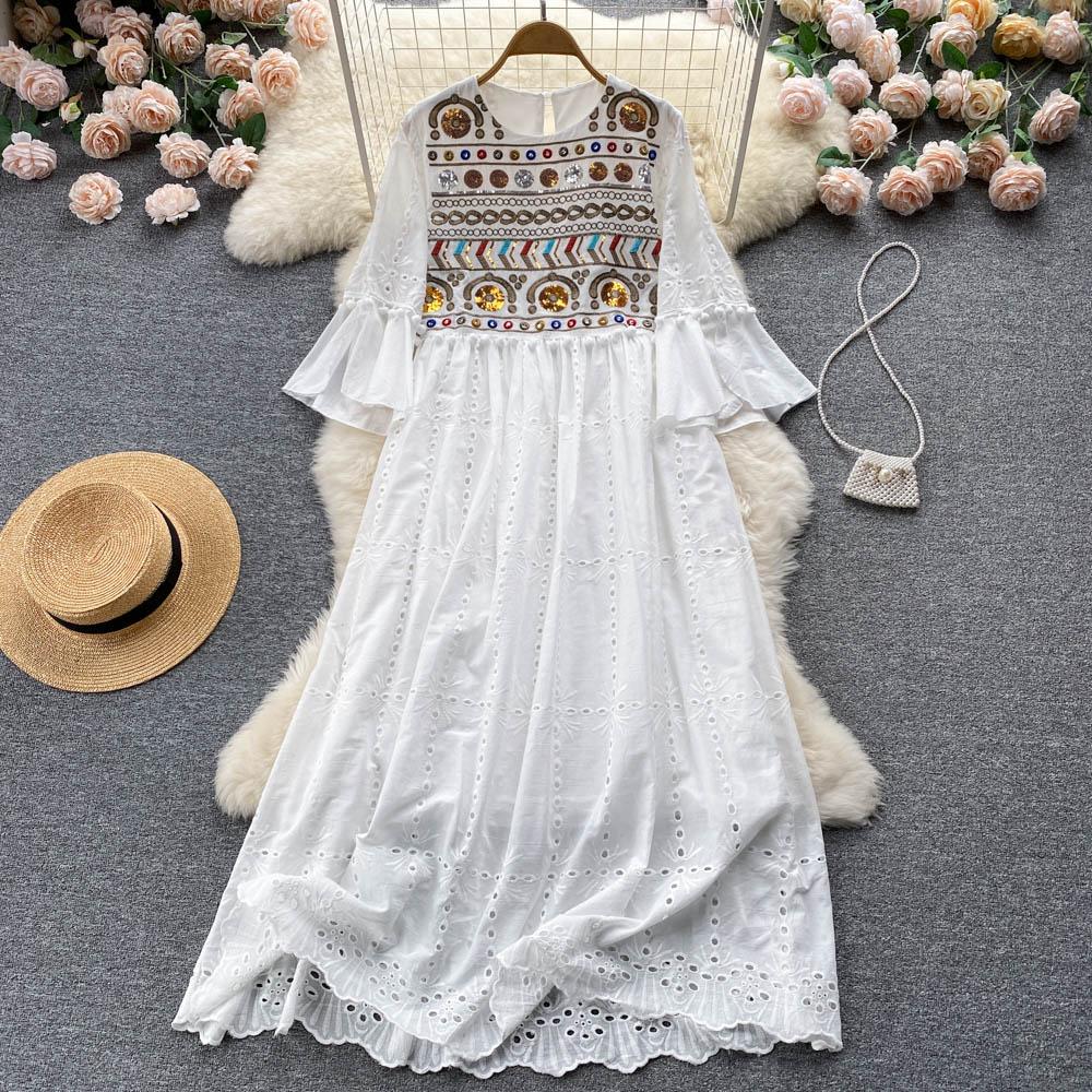 RUGOD French Retro Ethnic Embroidered Round Neck Flared Sleeve Dress Women's Loose Temperament All-match A-line Long Dress