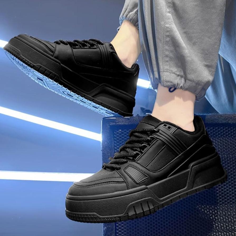 Men's Shoes, Versatile for Spring and Autumn, Casual, Pure Black Board Shoes, Youth Sports, Thick Soled, Height Increasing, Bread and Trendy Shoes