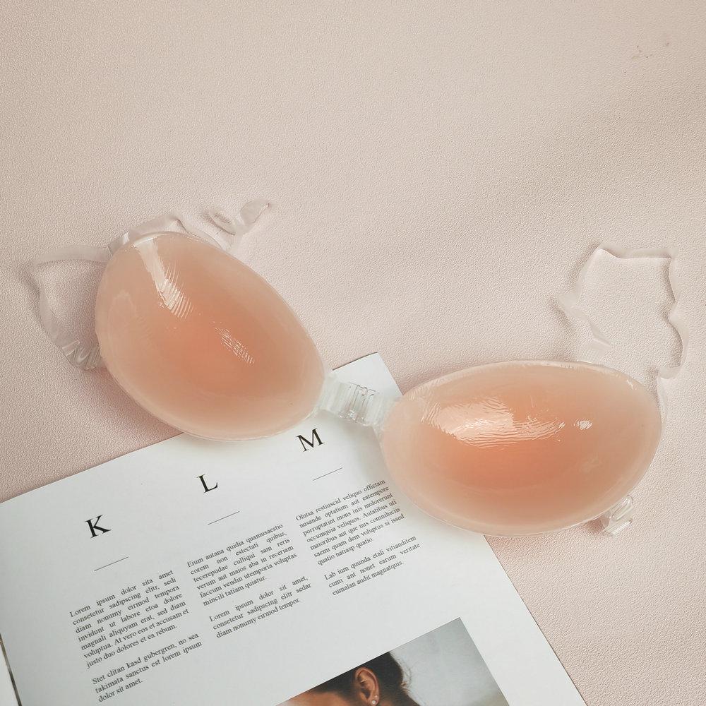 Silicone Invisible Bra with 4x Push-Up and Nipple Cover