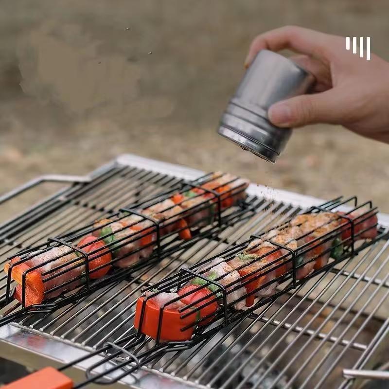 Wholesale Outdoor Wooden Handle Barbecue Cage Camping Meat and Vegetable Barbecue Net Rack Picnic Barbecue Tools