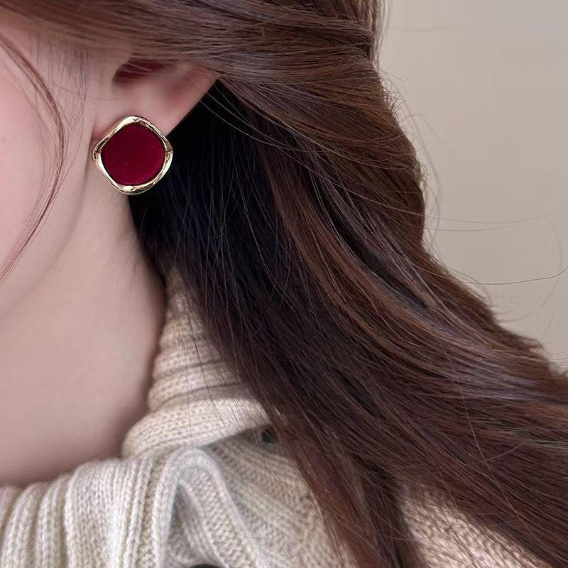 2025 Autumn/Winter Leopard Print Retro Square Earrings for Women - High-End Luxury Style