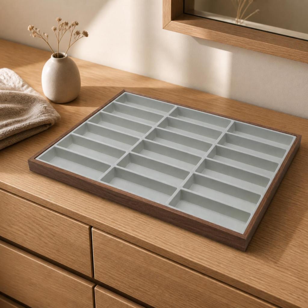 18-Compartment Eyewear Tray Space-Efficient for Retail Store Owners