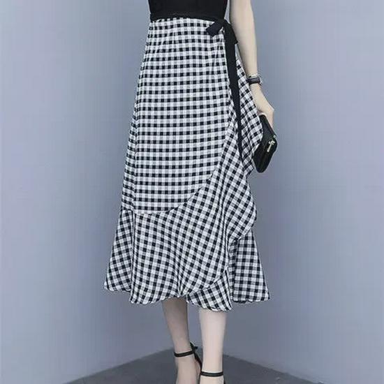 2024 Women's Plaid Two-Piece Set: Waist-Hugging Midi Skirt Dress