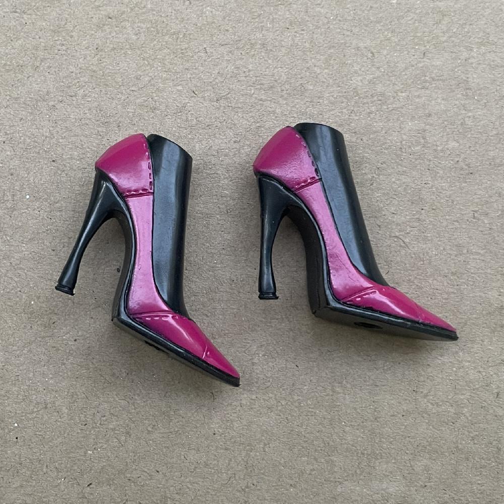 Original Gelenkige Bewegliche Körper Schuhe High Heels Bunte Schuhe Jungen Mädchen Sexy Großer Monat Puppenköpfe DIY Zubehör