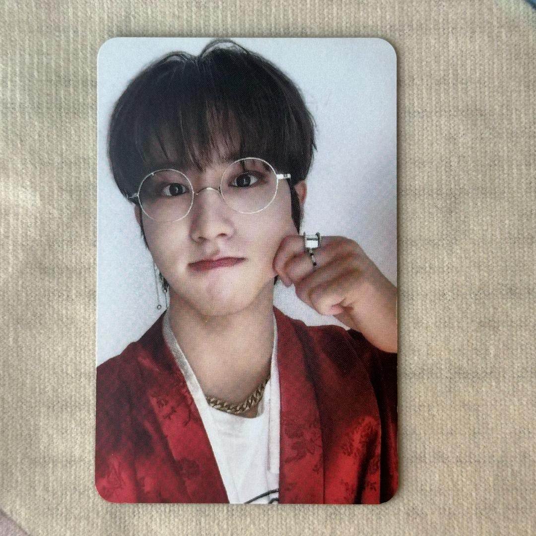 [USED] StrayKids Subk shop IN raw trading card hand