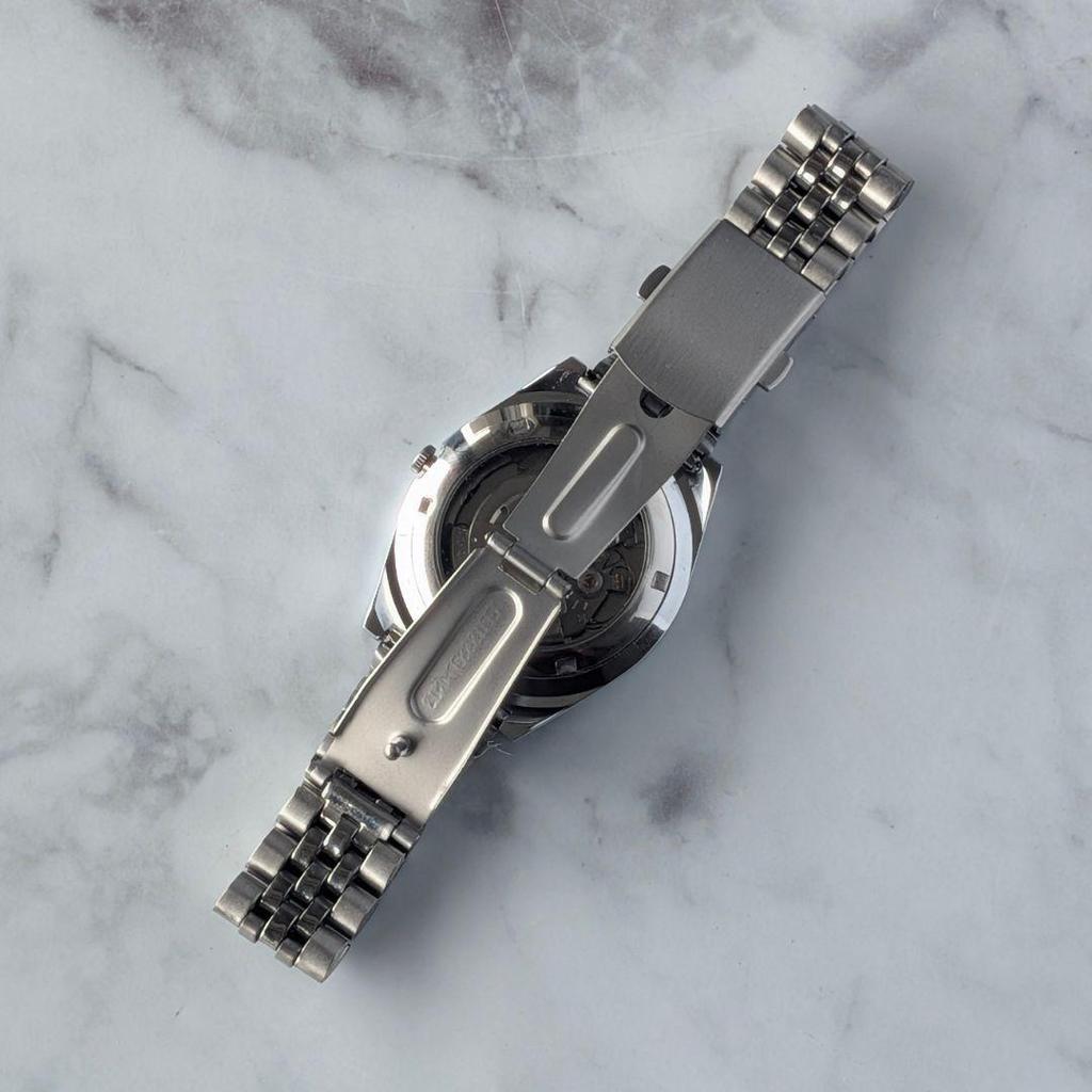 Used Working item SEIKO Seiko 5 Automatic 70s Vintage Silver Dial Sunburst Jubilee Bracelet Day Date