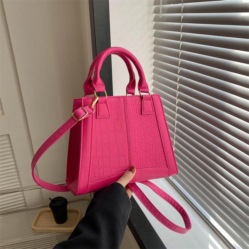 

2023 Осень/Зима Женская Мода Однотонная Сумка - Трендовая Сумка на Одно Плечо и Кроссбоди фуксия