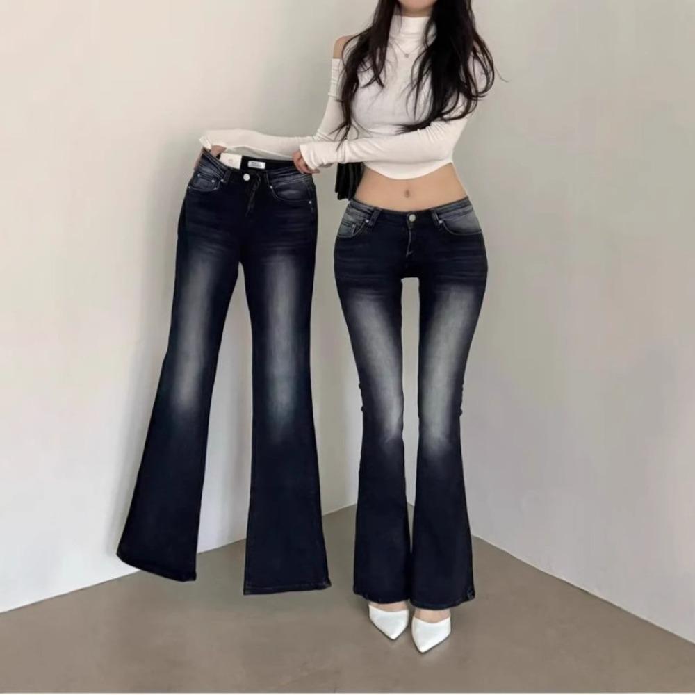 Women's Low Rise Flared Jeans Slim Fit Vintage Denim Pants Medium Stretch Long Bootcut Jeans With Built-In Hip Enhancing Washed Design