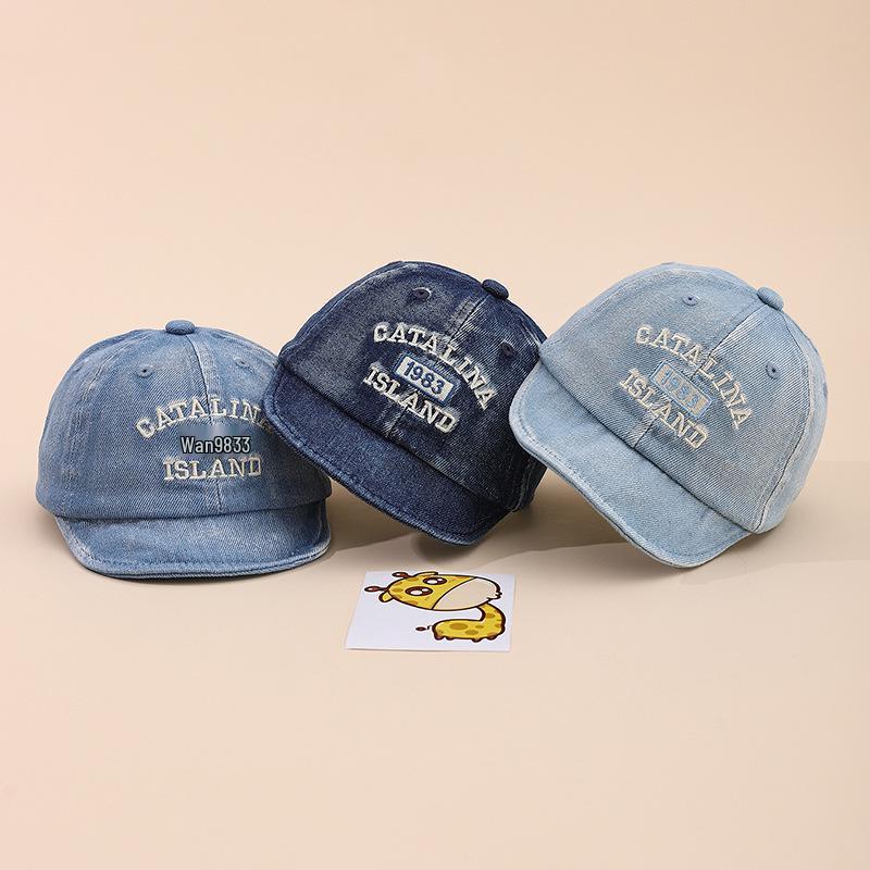 Cappellino da Baseball in Denim con Ricamo di Lettere per Bambini Primavera 2026 - Unisex per Neonati, Casual, con Visiera Morbida, Cappello alla Moda