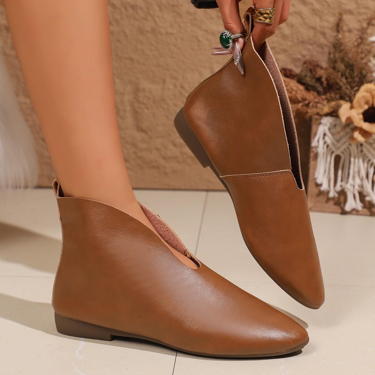 

Новая осень новая ретро остроносые мягкая кожа повседневные короткие ботинки женские однотонные закрывающие ногу женские повседневные ленивые туфли 42 коричневый