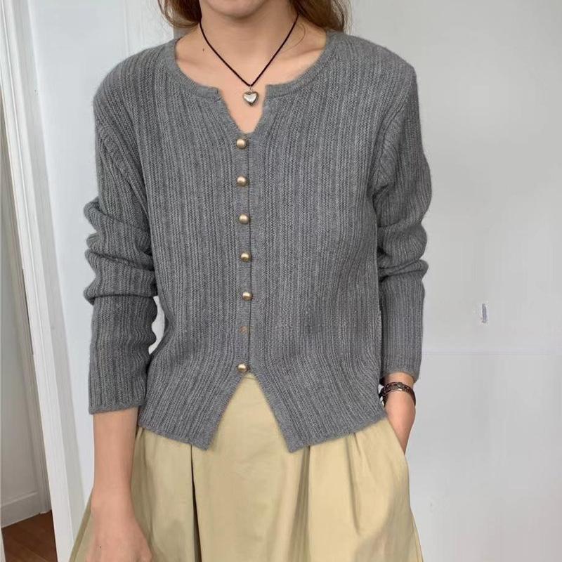 Pullover Sweater Women's Spring New Style Temperament Long Sleeved Knitted Top