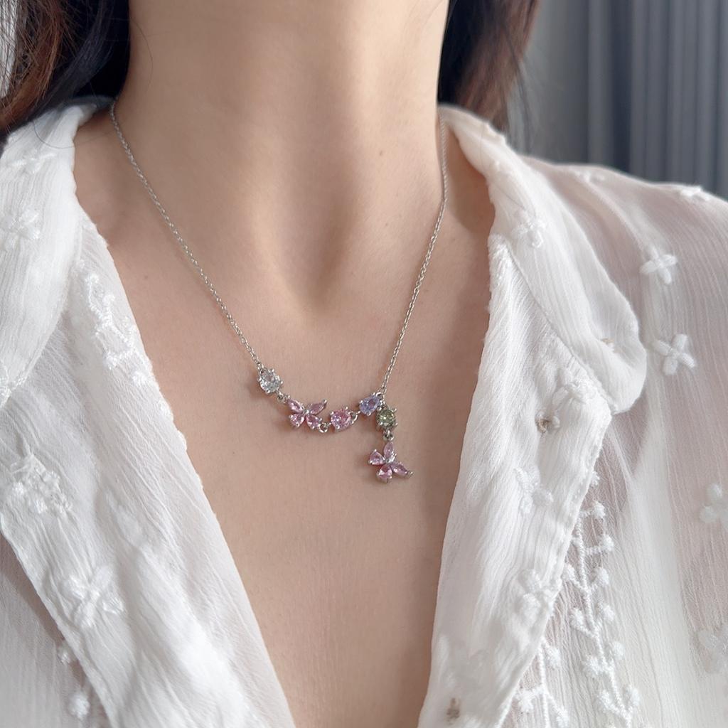 Sweet Butterfly Niche Design Colored Diamond Collarbone Chain Exquisite High-End Elegant Women'S Fashion Light Luxury Neck Chain Shining Necklace