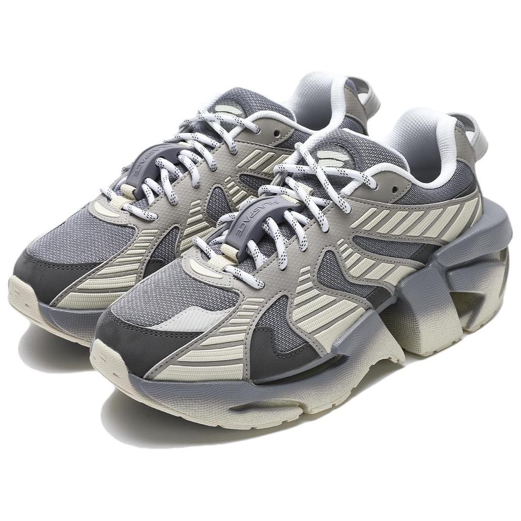 Fila Space Comfortable Versatile Low-Top Dad Shoes Women Sneaker Gray F12M433117FQA