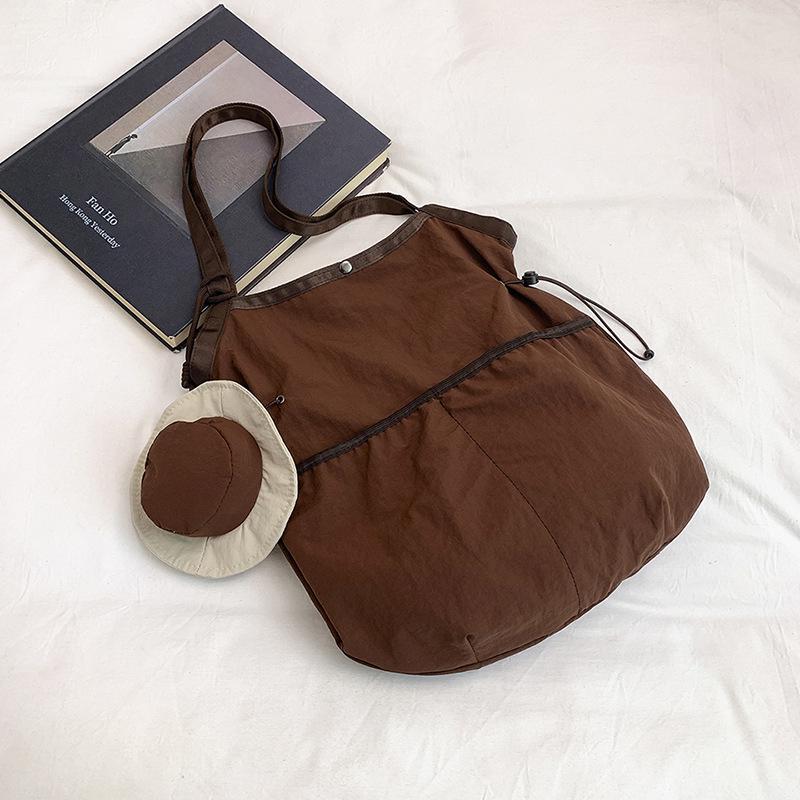 

Color Block Casual Drawstring Shopping Bag: 2025 Autumn/Winter Large Capacity Versatile Korean Style Shoulder Bag for Women коричневый