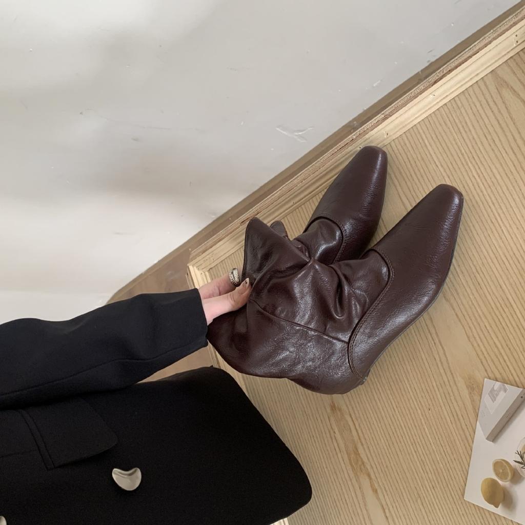 2025 Autumn and Winter New Low Tube Thin Round Head Thick Heel Soft Bottom Pile Low Tube Lun College Style Women's Short Boots