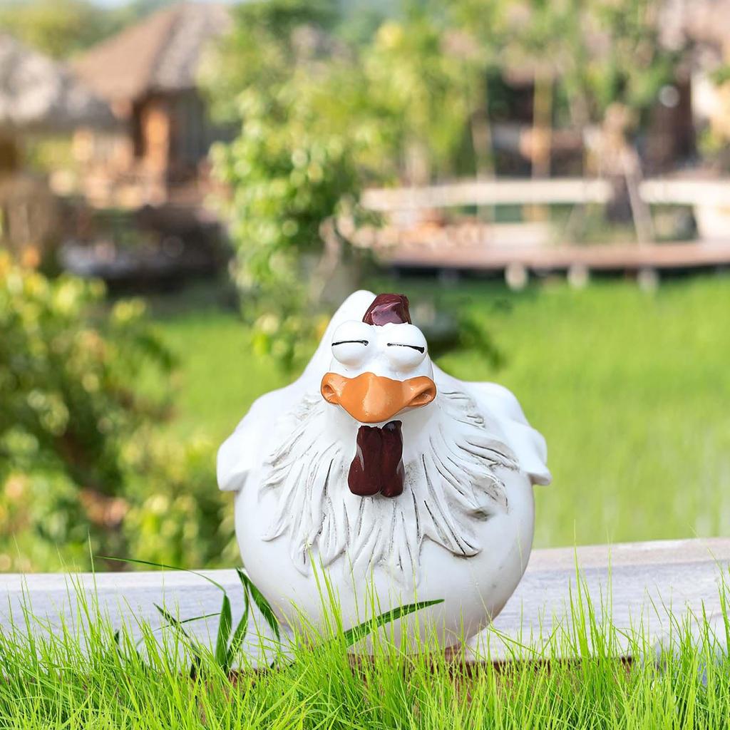 Playful Rooster Garden Figurine - Whimsical Outdoor Decor Piece