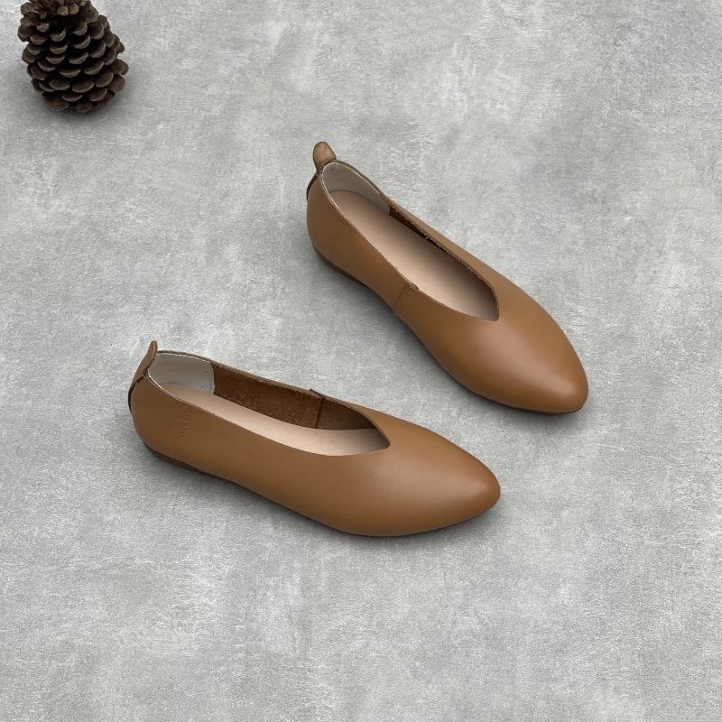 New Pointed-toe Shallow-mouthed Single Shoes Simple and Versatile Flat Casual Women's Shoes Devotion