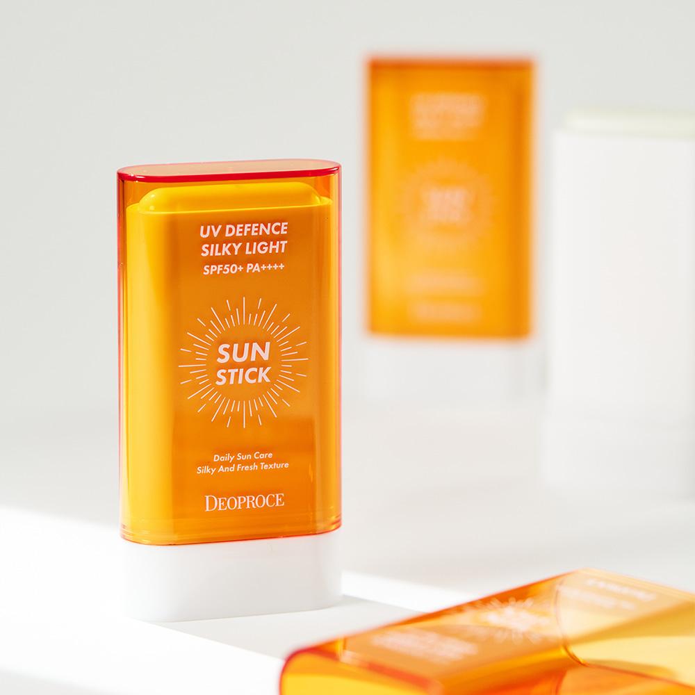 UV Defense Silky Light Sun Stick SPF50+ PA++++ 19g