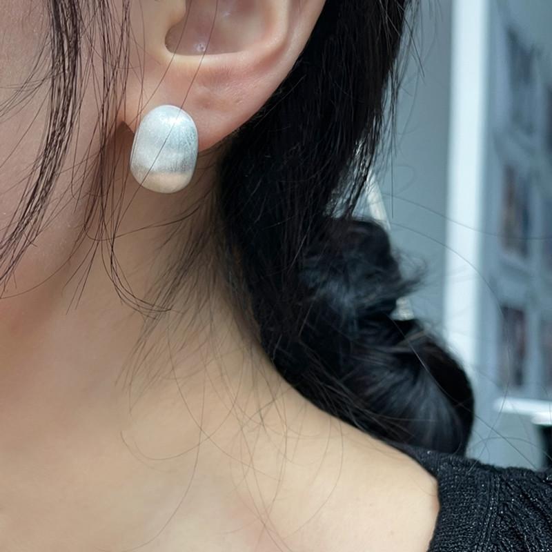 Summer Brushed Matte Stud Earrings, Earrings, Niche Design, Simple Temperament, Cold Wind Earrings, Women