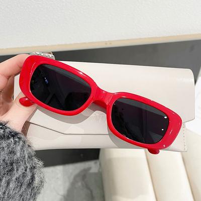 Lunettes de soleil classiques rouges tendance pour hommes et femmes, style rétro vintage, protection UV400, monture carrée de luxe pour l'extérieur.