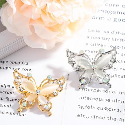 Broches y joyería para el cuerpo