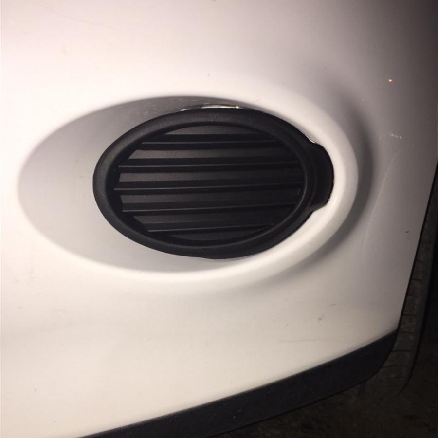 Right + Left Fog Light Vent Grille Cover For Ford Focus 2012 2013 2014 FO1038116