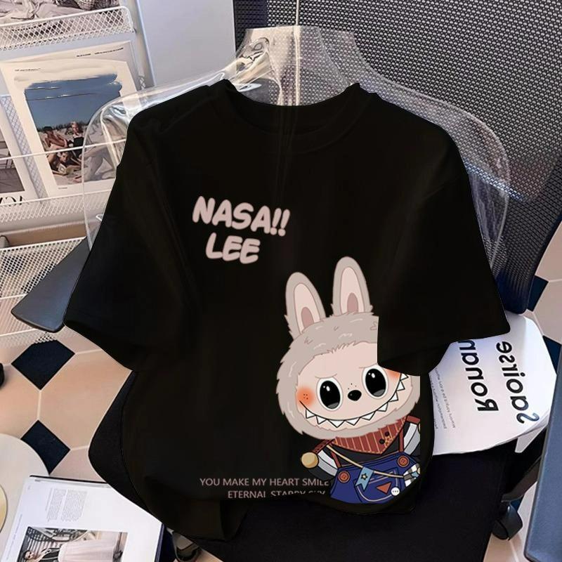 

Футболка с принтом мультяшного эльфа-монстра Лабубу для детей, летняя повседневная женская футболка с коротким рукавом для мальчика и девочки, топ 130