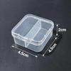 Boîte de rangement carrée en plastique transparent avec couvercle pour petites pièces, perles et bijoux.