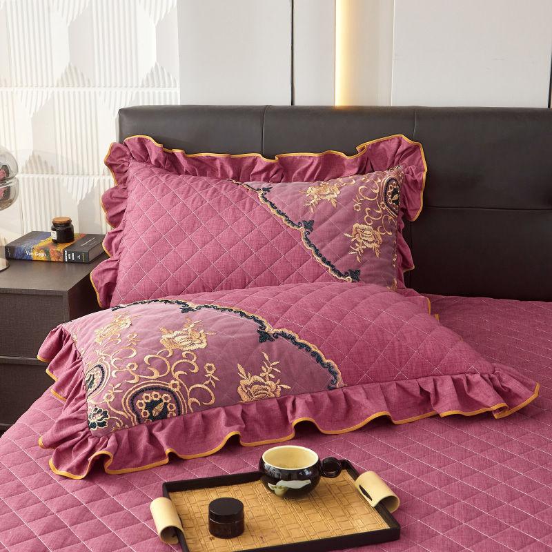 3pcs Set Autumn/Winter Thickened Faux Crystal Velvet Quilted Heart Patchwork + Raised Lace Layer with Straps: 1pc Bed Skirt + 2pcs Pillowcases