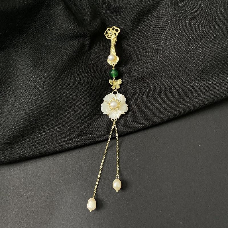 

Новая китайская нефритовая руйи камелия бахрома чеонгсам пряжка свежая женская национальная стиль ханьфу аксессуары старинная пряжка брошь золотой