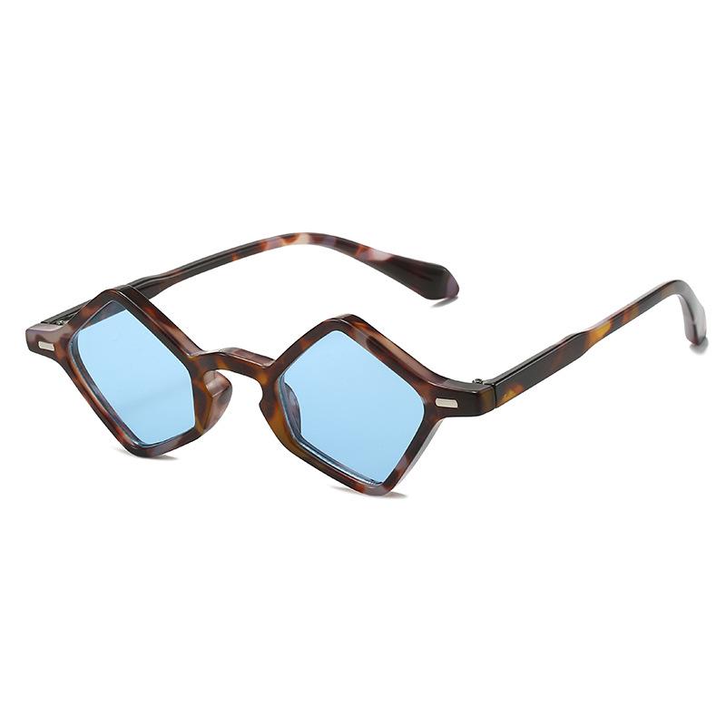 Fashion Small Irregular Square Punk Sun Glasses Women Retro Luxury Designer Shades UV400 Men Sun Glasses Oculus Gafas