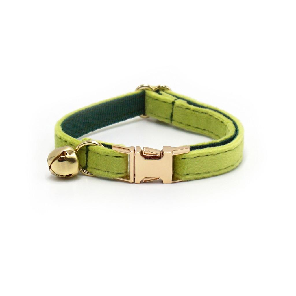 Cat Collar With Solid Color And Bell Decoration For Indoor And Outdoor Use