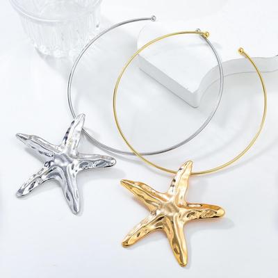 Trendy Sommer Metallic Seestern Halskette: Accessoire im europäischen und amerikanischen Hip-Hop-Stil für Damen