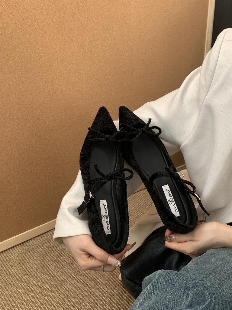 Französischer Samt Innenhöhenerhöhung Mary Jane Schuhe Mädchen 2025 neu Feenwind sanfte Schleife hohle Ballerina Damenschuhe