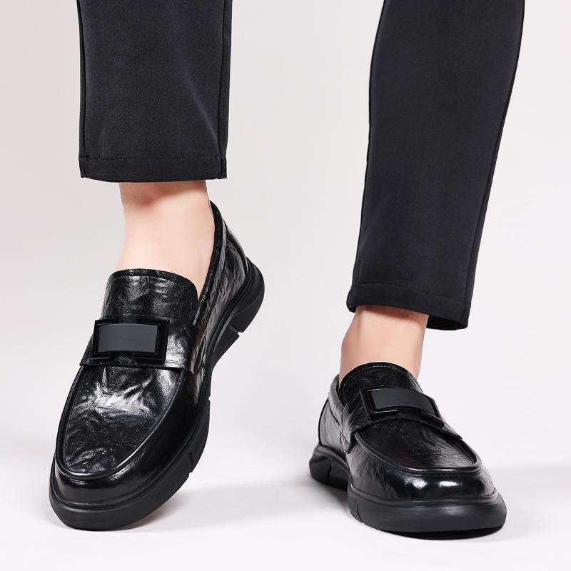 Fashion All-match Mens Loafers Men Genuine Leather Fashion Slip on Shoes Classic Men Business Footwear Lightweight Men Casual Club Shoes