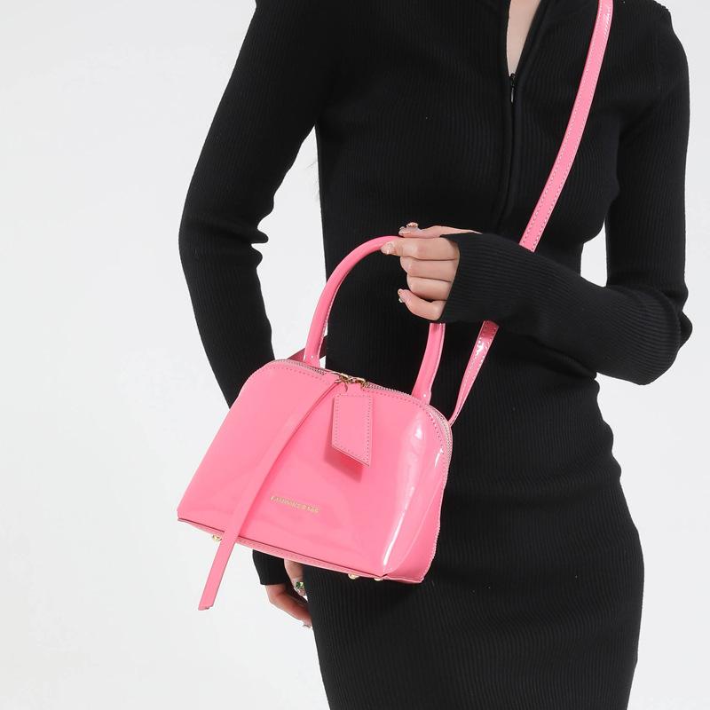 Handbag: Fashionable Commuter Bag, Single Shoulder Strap Crossbody Bag, Shell Bag