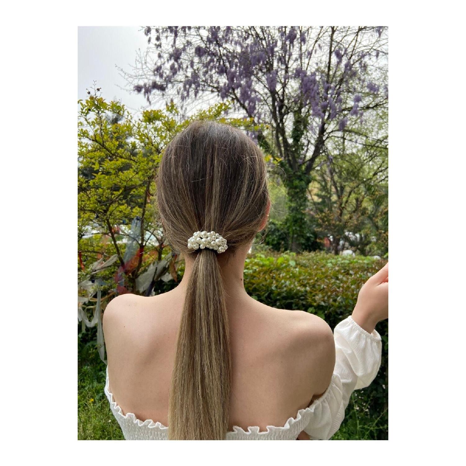 

Pearl Elastic Buckle білий