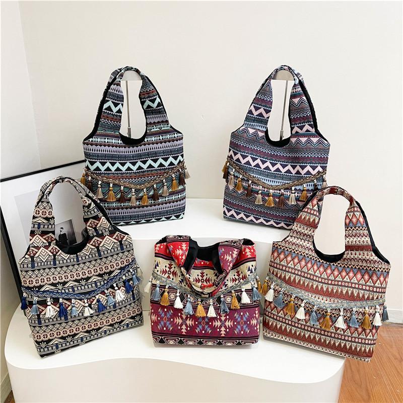 Vintage Ethnic Style Womens Shoulder Bag With Suede Tassels For Daily Use