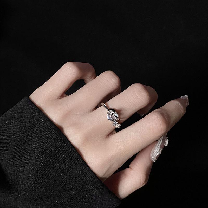 Niche Design Sense, Bear Love, Moonstone Opening, Simple And Advanced Sense, Personalized Index Finger Ring, Female